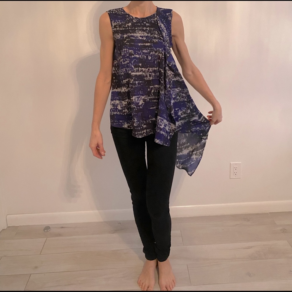 bcbgmaxazria edythe orient blue cascade top R